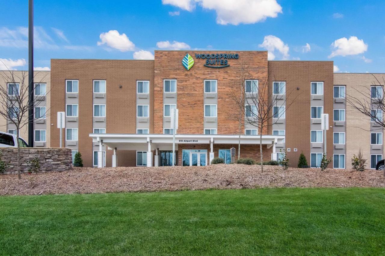 Hotel Woodspring - Raleigh Durham Airport 2*